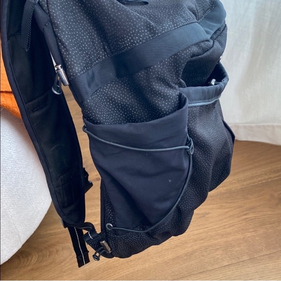 Run All Day backpack - Picture 6 of 12